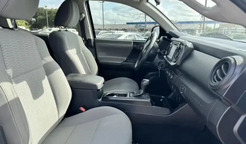 
								2019 TOYOTA TACOMA DOUBLE CAB SR PICKUP 4D 5 FT full									