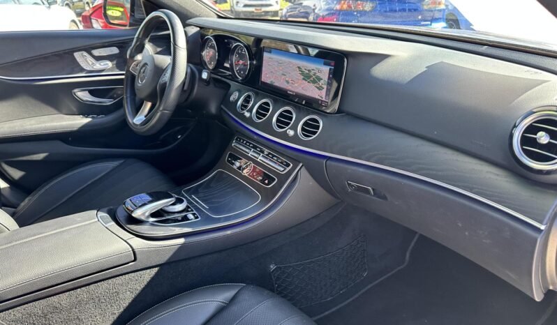 
								2018 MERCEDES-BENZ E-CLASS E 300 SEDAN 4D full									