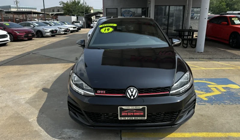 
								2019 Volkswagen Golf Gti S full									